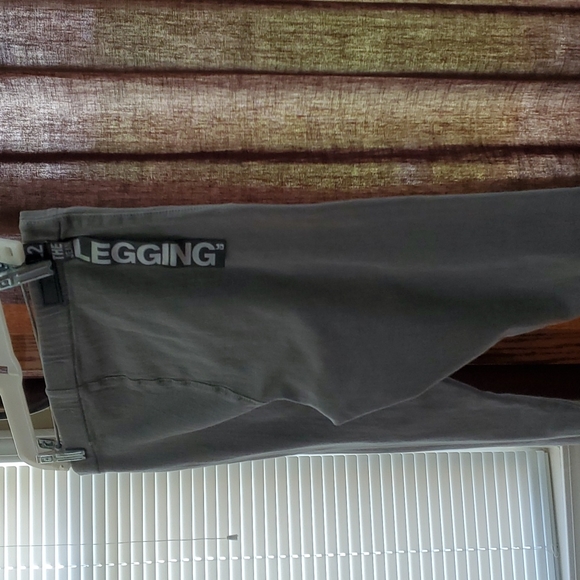 JOE'S WOMEN'S RIPPED THE JEAN LEGGING PANT SIZE L2 - Picture 8 of 15